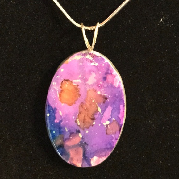 Reversible Pendent - Picture 1 of 3